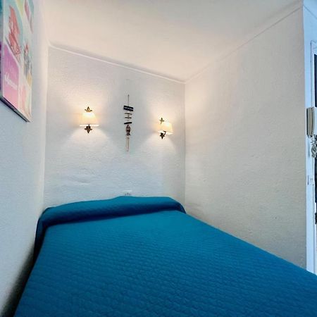 Apartmán Sylvia 4A - Estudio En Primera Linea De Mar - Centrico - Terraza Vista Mar - Playa - Wifi Empuriabrava Exteriér fotografie